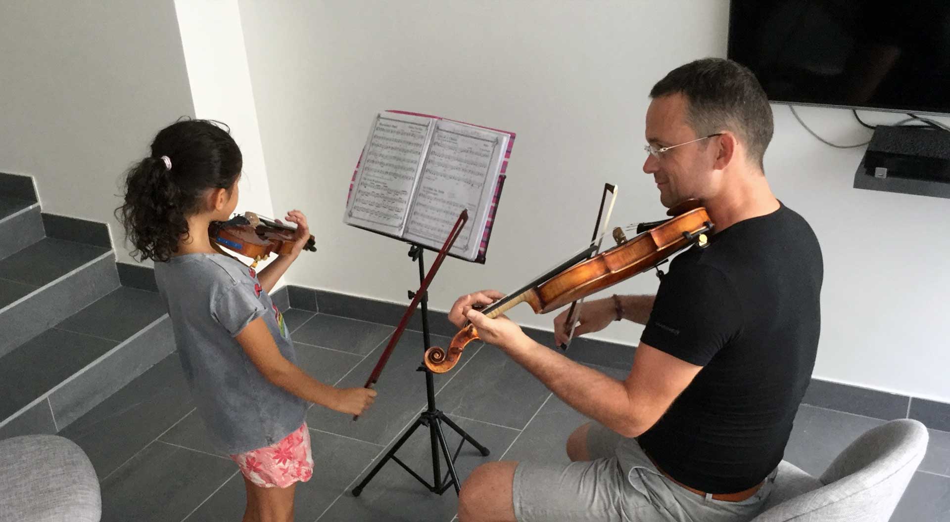 COURS PRIVÉ <BR/>DE VIOLON <BR/>À DOMICILE